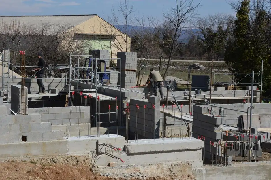 concrete masonry contractor